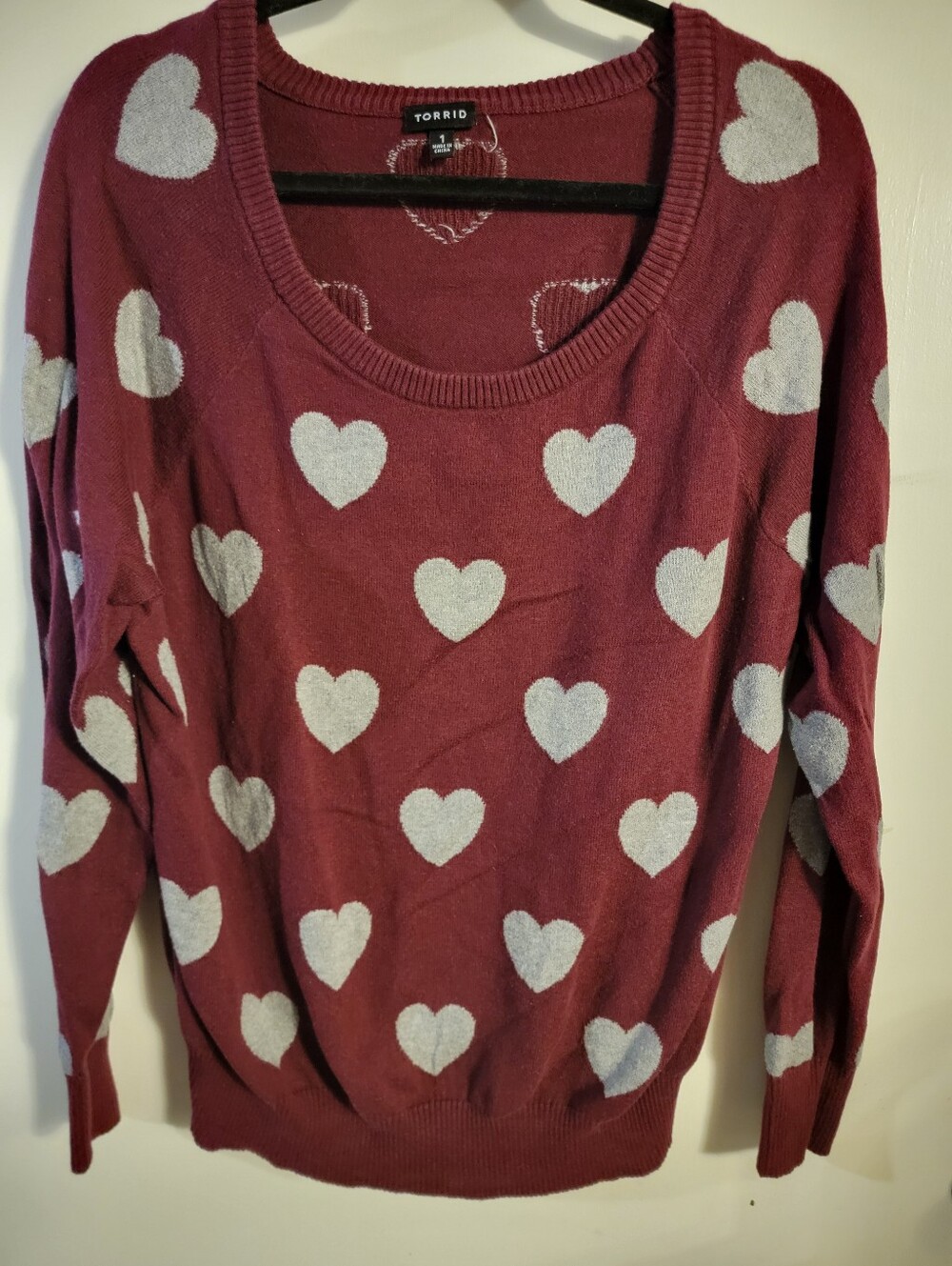Torrid Maroon Scoop Neck Sweater with Light Gray Hearts Size 1